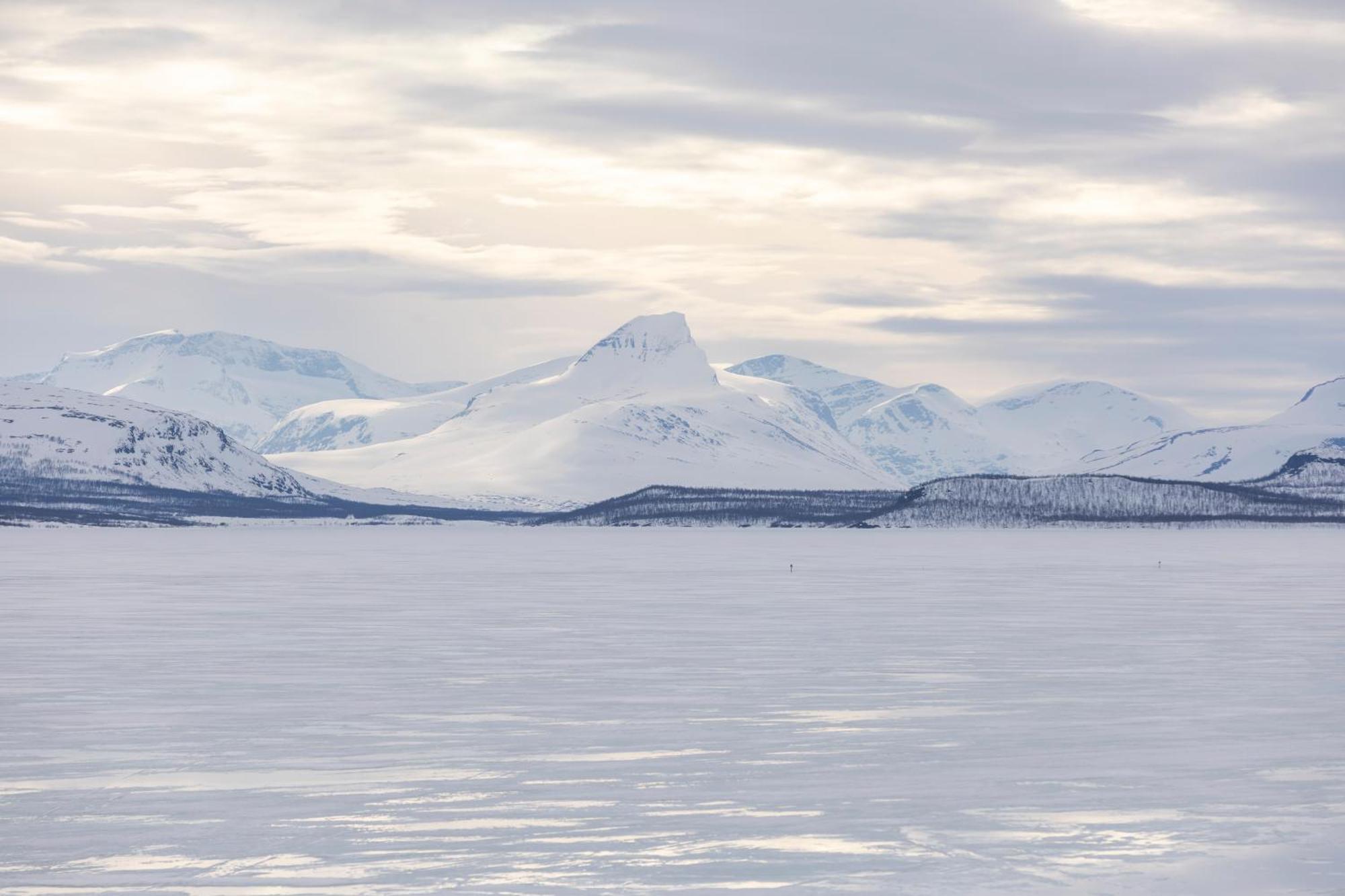 Cahkal Hotel Kilpisjärvi Buitenkant foto
